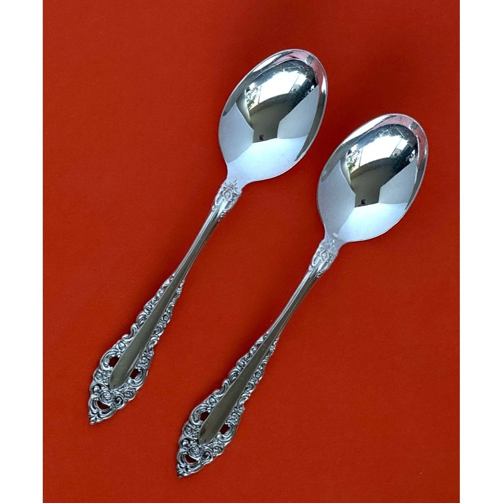 Oneida Silverplate ROYAL GRANDEUR Oval Soup Spoon (2) Community Art Deco Pierced